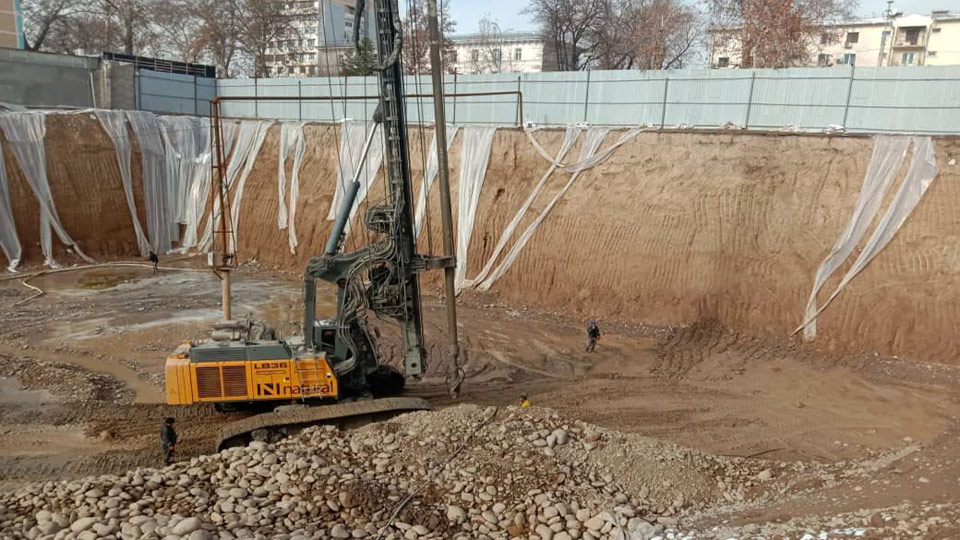 Tashkent Modera Tower Construction